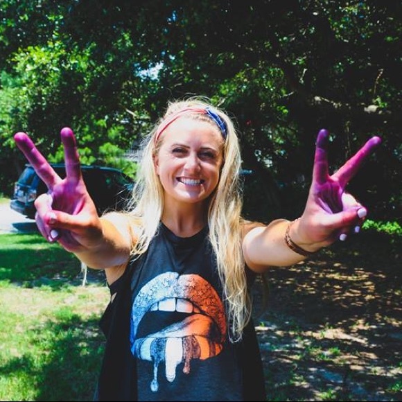 Meet your Posher, Brianna! - Picture 3 of 8